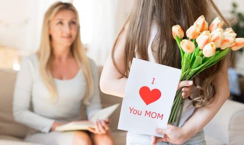 Show Love to Mom by Scheduling Her Dental Checkup